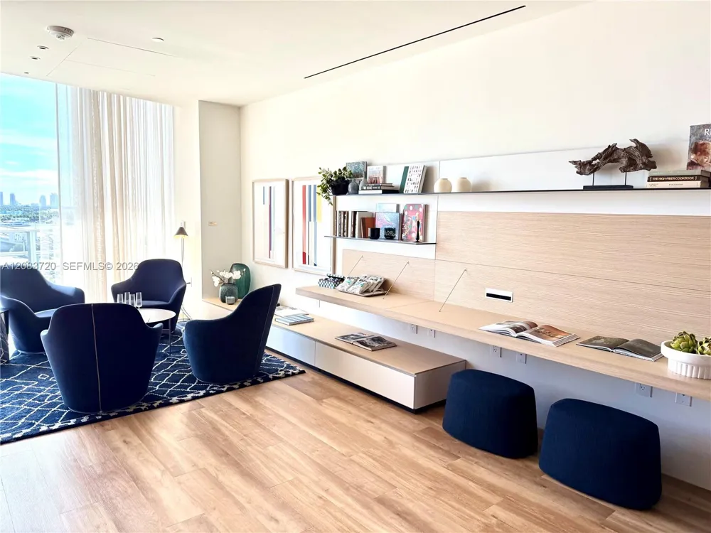 1400 Biscayne Blvd #1602 Miami, FL 33132