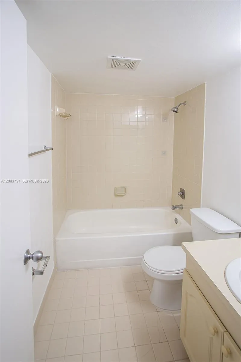 14378 SW 96th Ter Miami, FL 33186