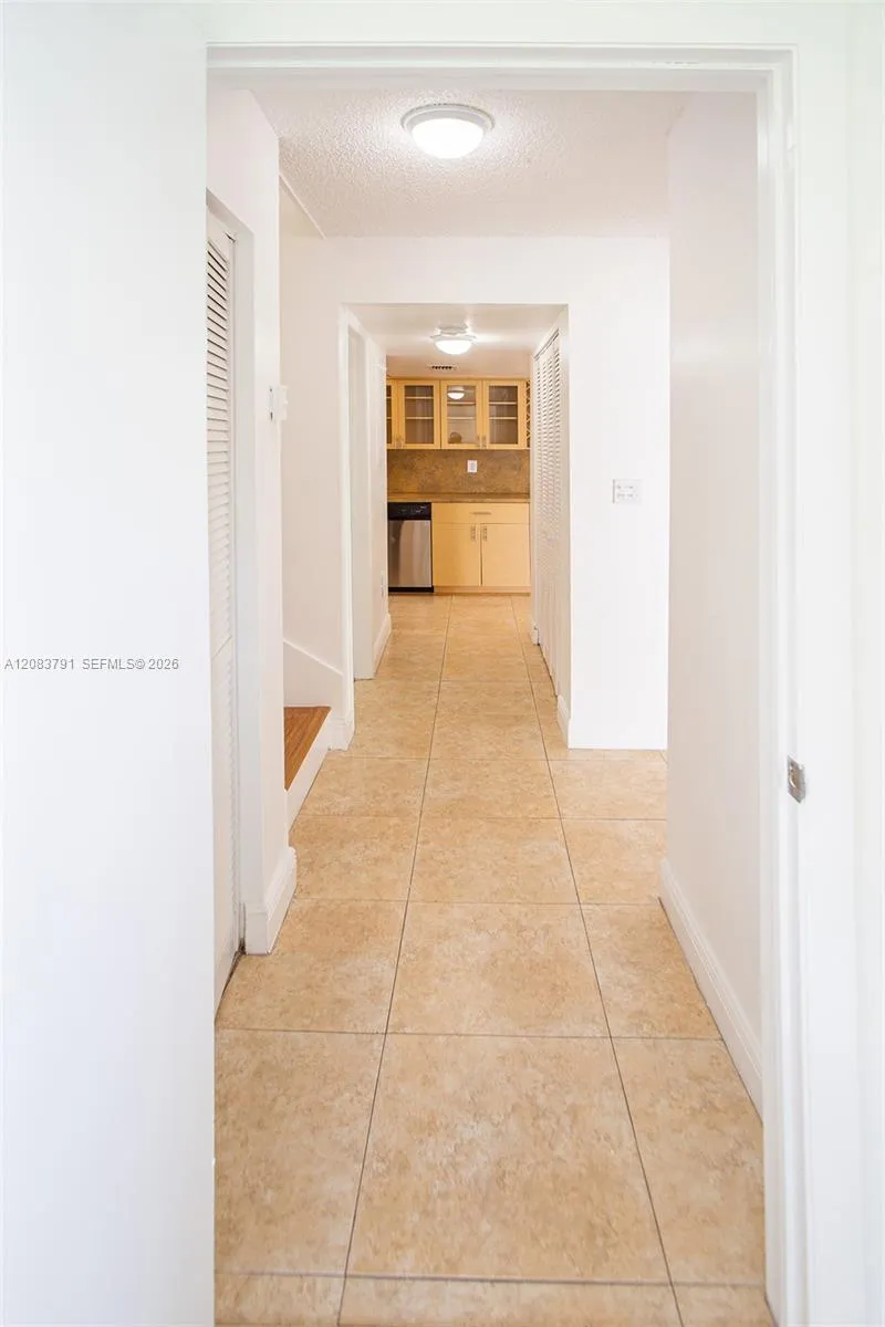 14378 SW 96th Ter Miami, FL 33186