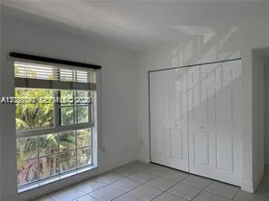 290 Sunrise Dr #301 Key Biscayne, FL 33149