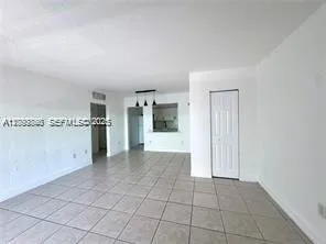 290 Sunrise Dr #301 Key Biscayne, FL 33149