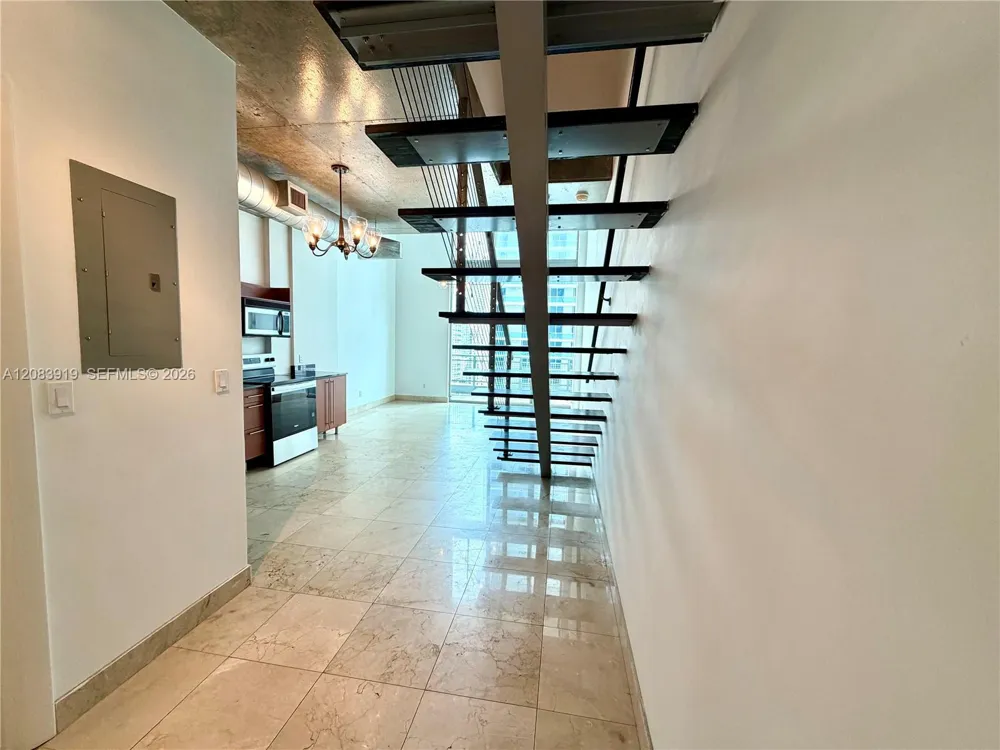 690 SW 1st Ct #2322 Miami, FL 33130