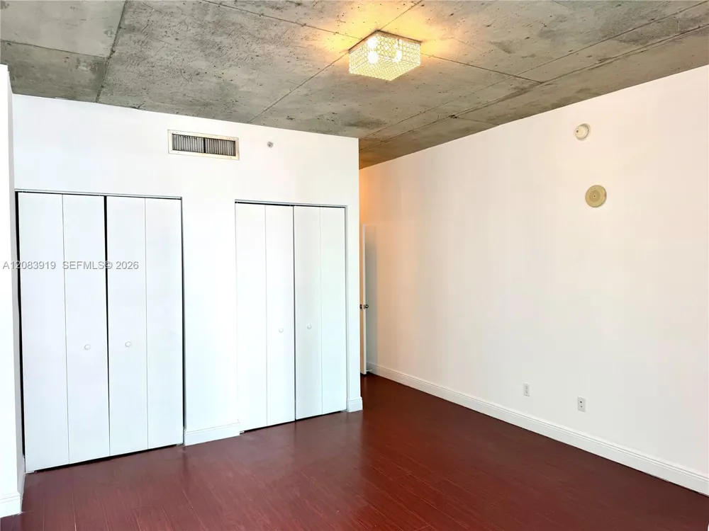 690 SW 1st Ct #2322 Miami, FL 33130