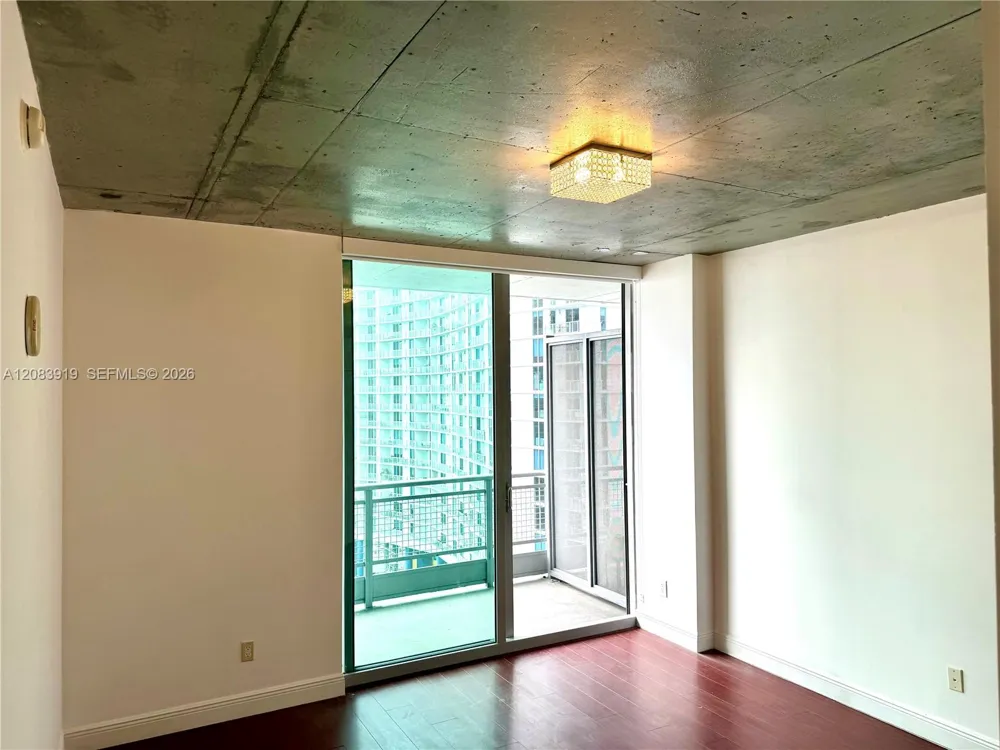 690 SW 1st Ct #2322 Miami, FL 33130