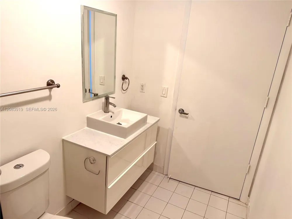 690 SW 1st Ct #2322 Miami, FL 33130