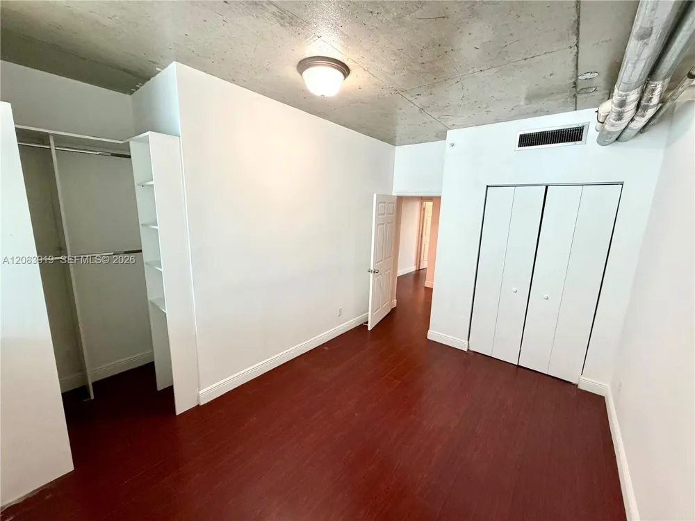 690 SW 1st Ct #2322 Miami, FL 33130