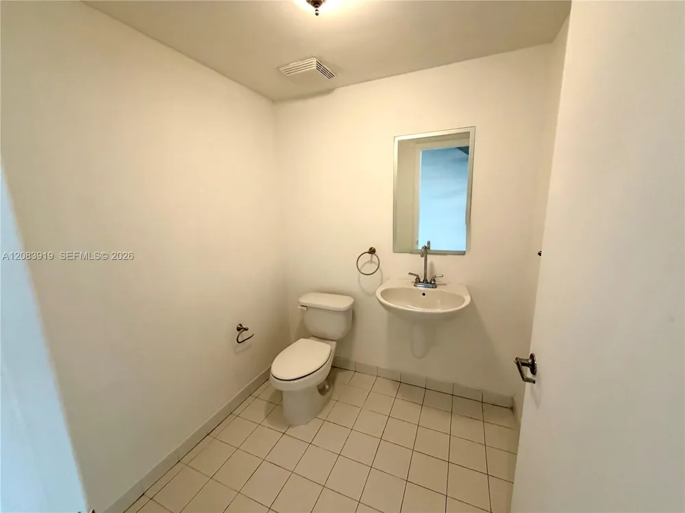690 SW 1st Ct #2322 Miami, FL 33130