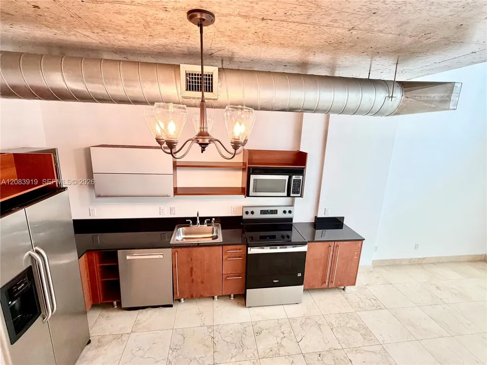 690 SW 1st Ct #2322 Miami, FL 33130