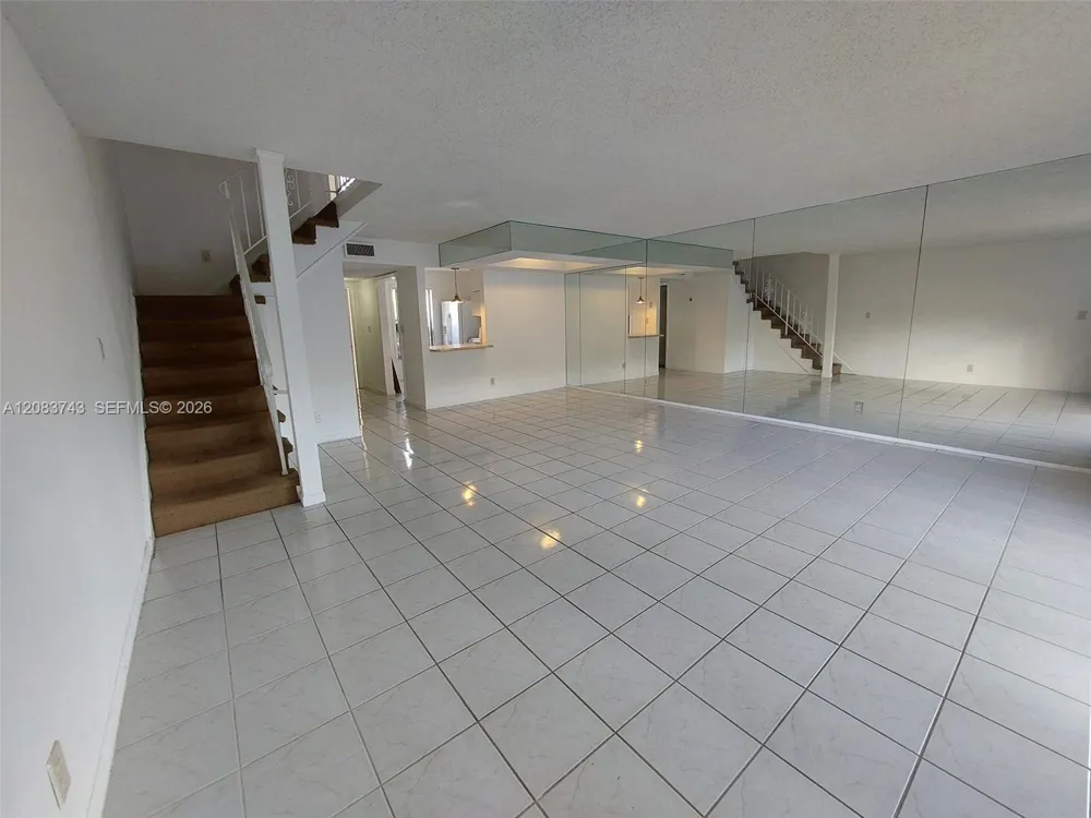 7332 SW 25th Ct #12 Davie, FL 33317