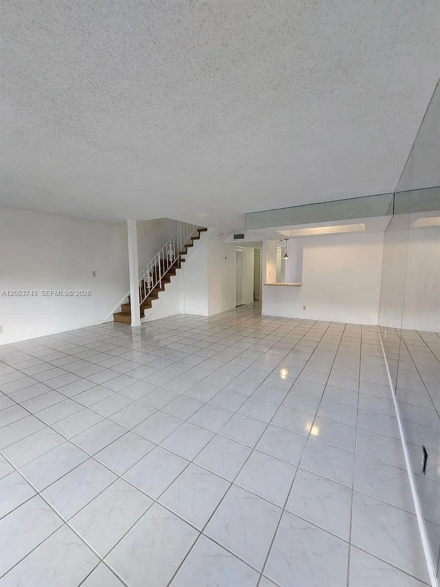 7332 SW 25th Ct #12 Davie, FL 33317