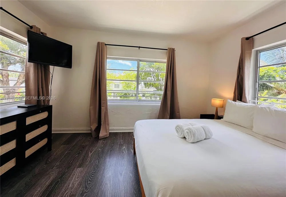 1032 Michigan Ave #B Miami Beach, FL 33139