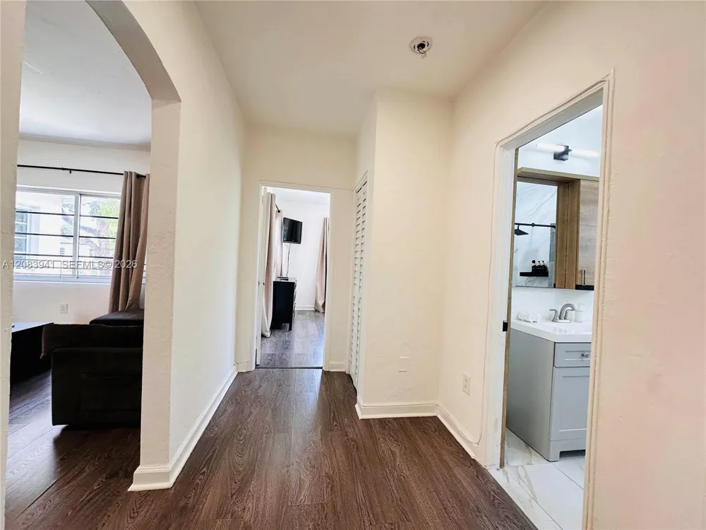 1032 Michigan Ave #B Miami Beach, FL 33139