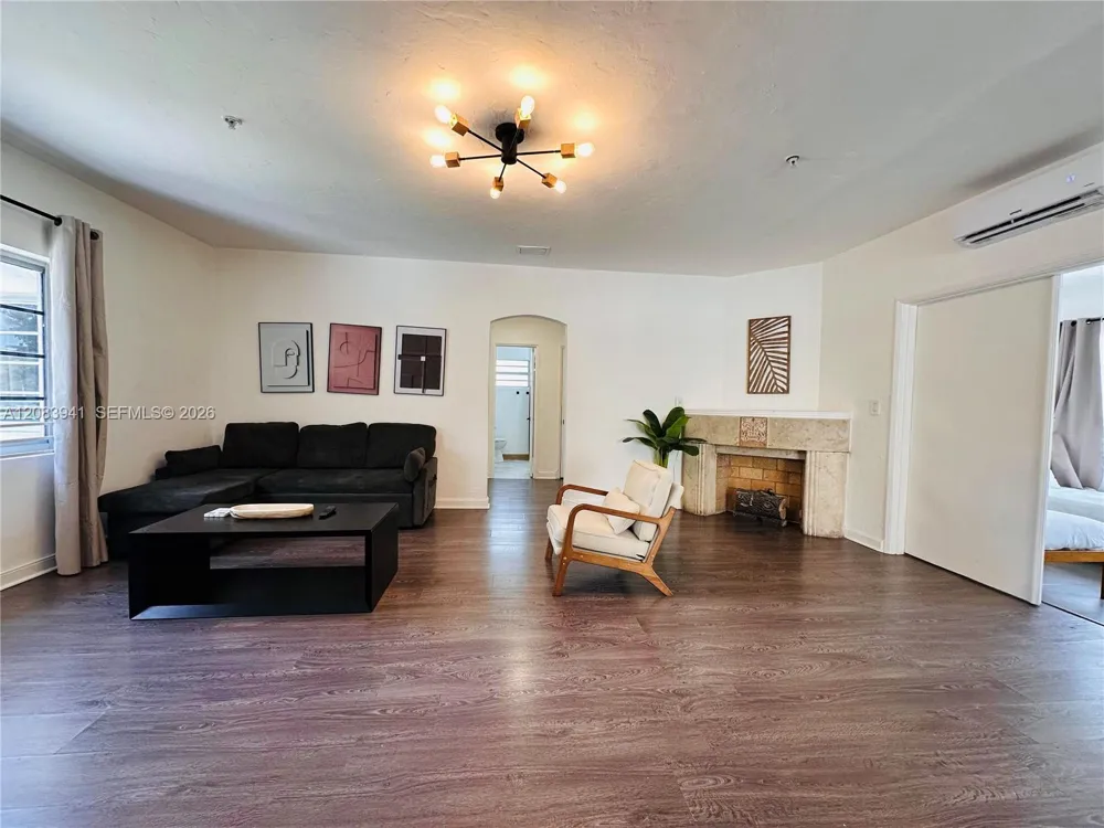 1032 Michigan Ave #B Miami Beach, FL 33139