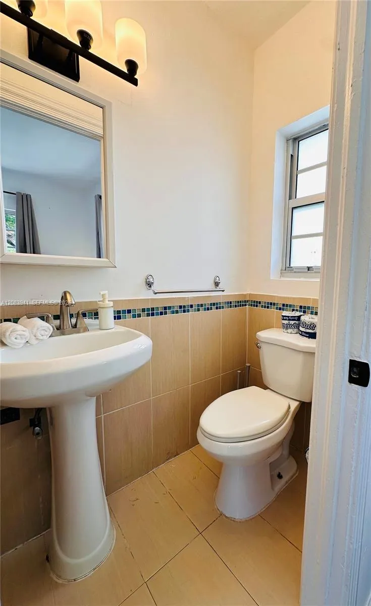 1032 Michigan Ave #B Miami Beach, FL 33139