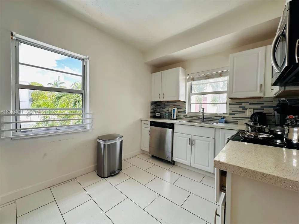 1032 Michigan Ave #B Miami Beach, FL 33139