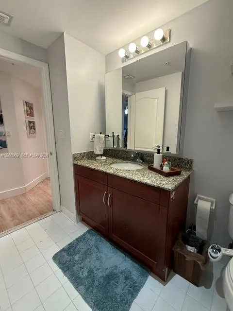 7265 SW 89th St #A215 Miami, FL 33156
