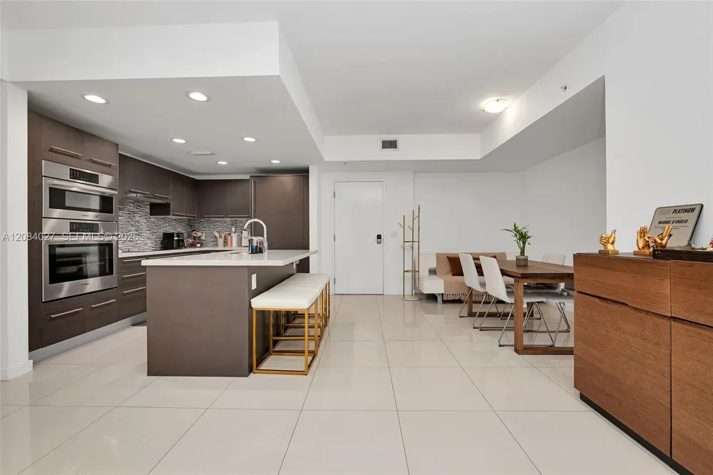 7825 NW 107th Ave #507 Doral, FL 33178