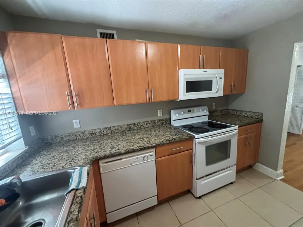 1150 103rd St #2 Bay Harbor Islands, FL 33154