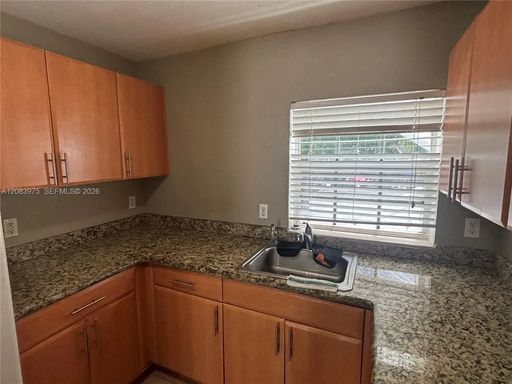 1150 103rd St #2 Bay Harbor Islands, FL 33154
