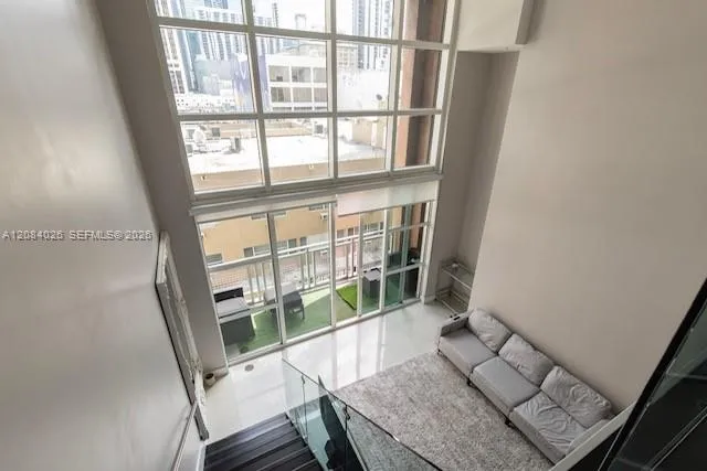 253 NE 2nd St #416 Miami, FL 33132