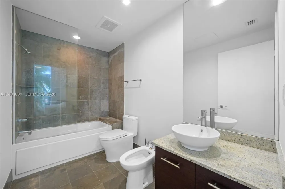 3029 NE 188th St #523 Aventura, FL 33180