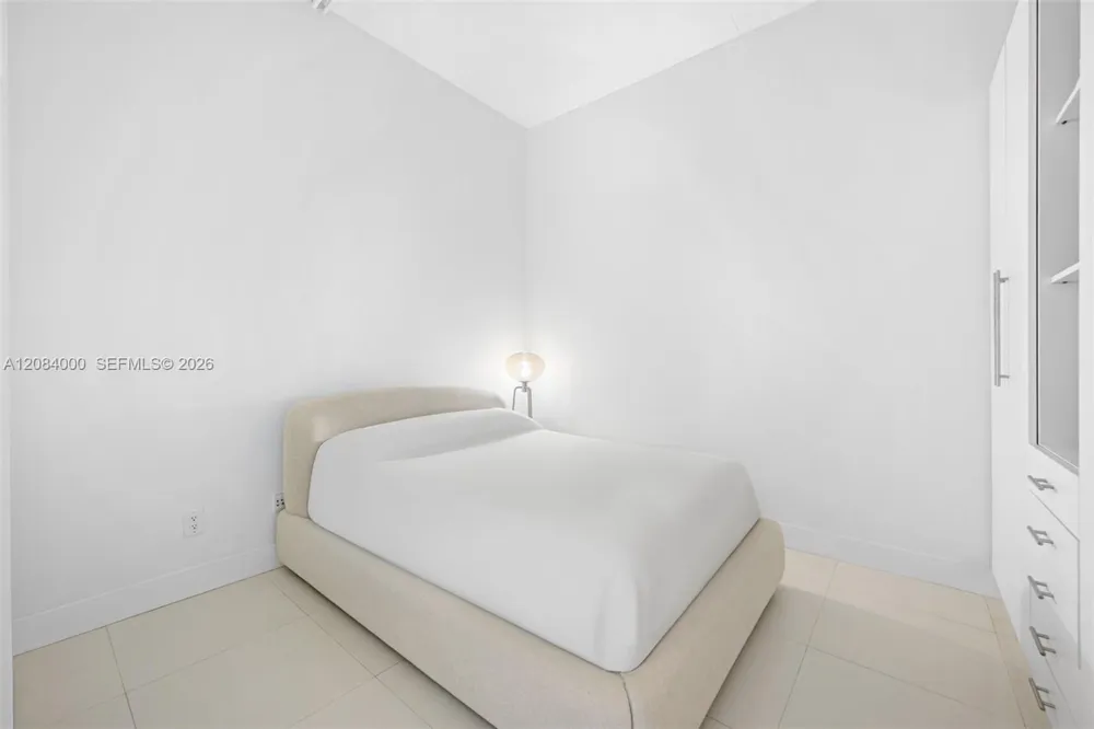 3029 NE 188th St #523 Aventura, FL 33180