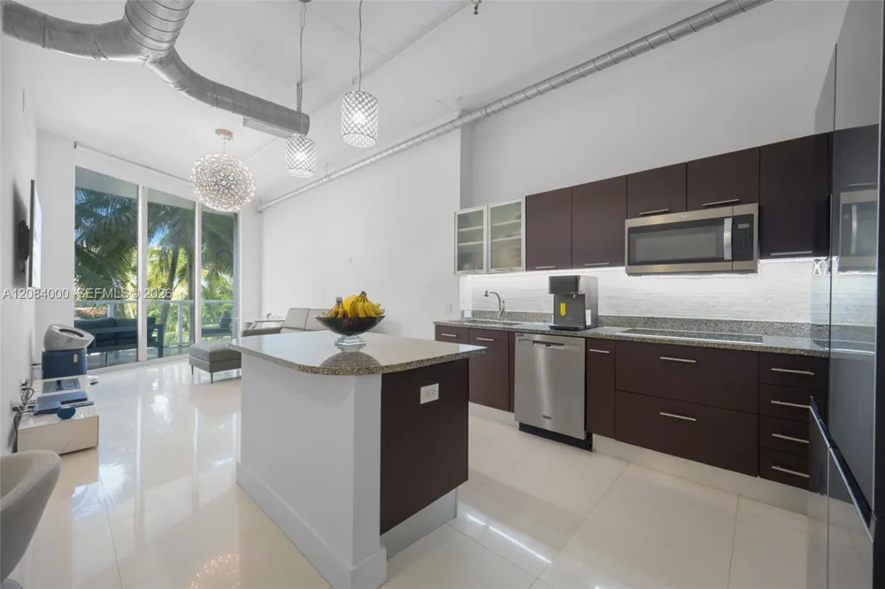 3029 NE 188th St #523 Aventura, FL 33180