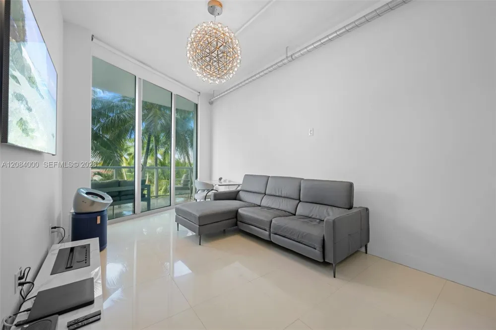3029 NE 188th St #523 Aventura, FL 33180