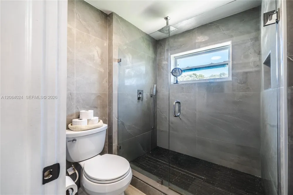 1301 Funston St Hollywood, FL 33019