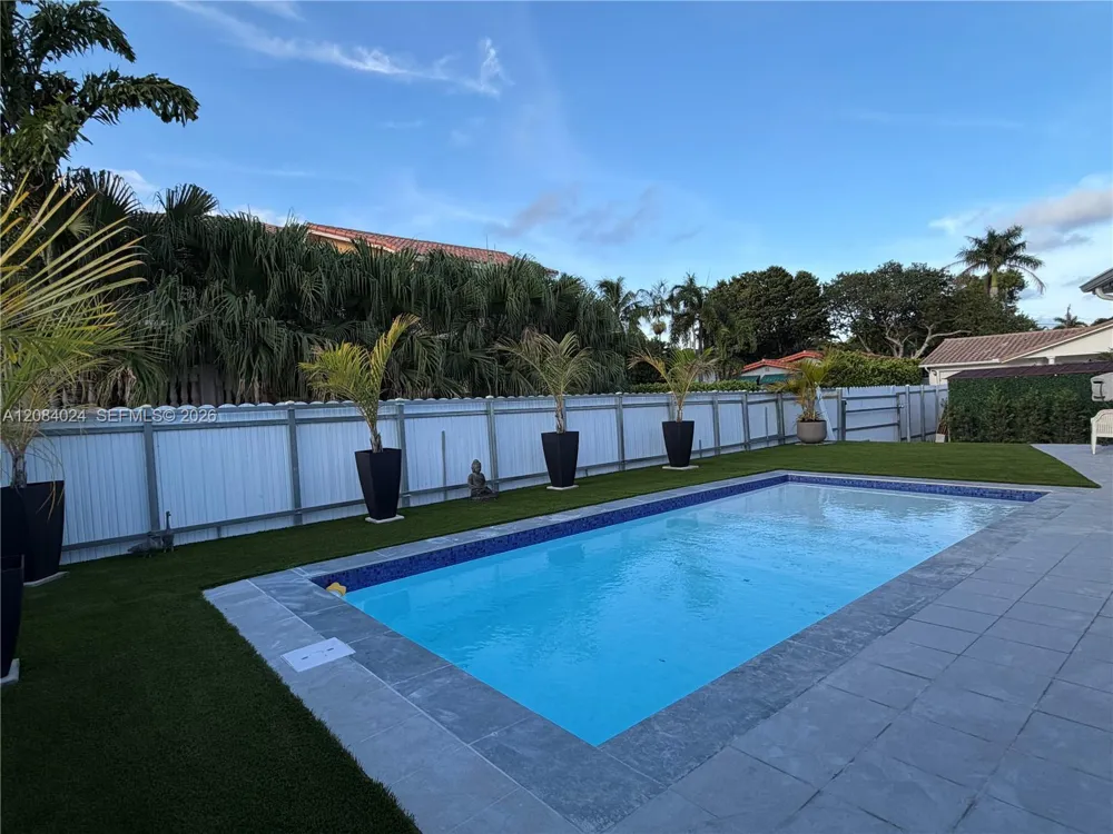 1301 Funston St Hollywood, FL 33019