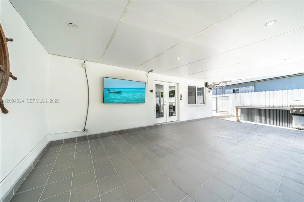 1301 Funston St Hollywood, FL 33019