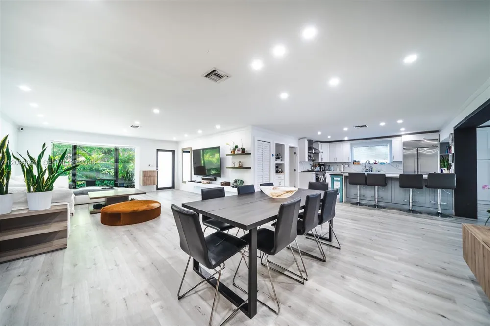 1301 Funston St Hollywood, FL 33019
