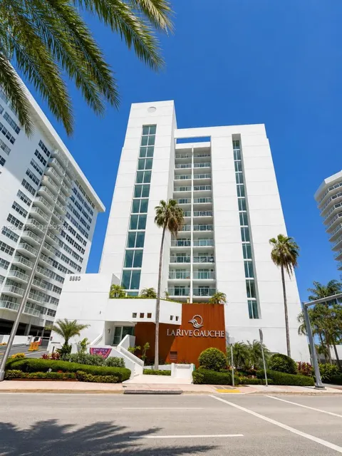 5880 Collins Ave #903