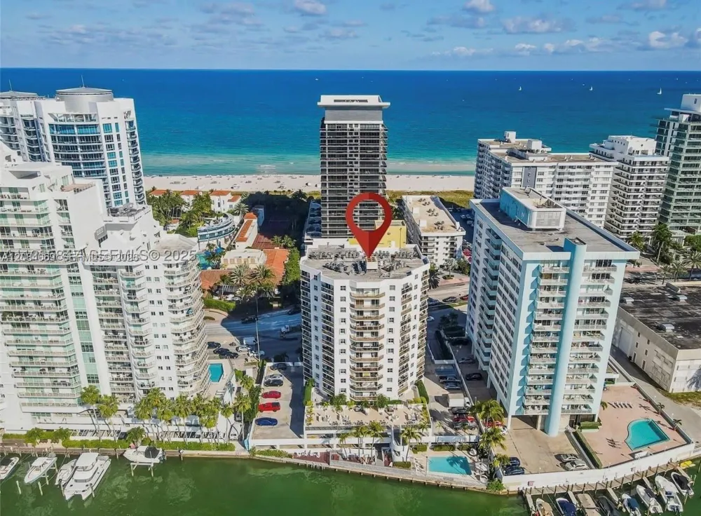 5880 Collins Ave #903 Miami Beach, FL 33140