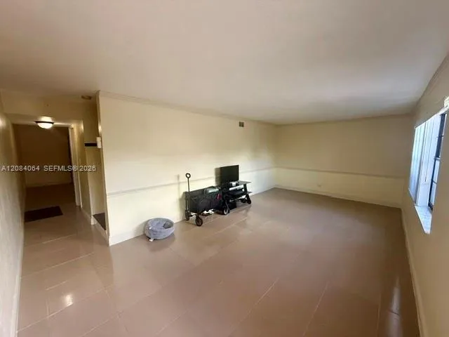12 Meacham Ln #12 Tamarac, FL 33319