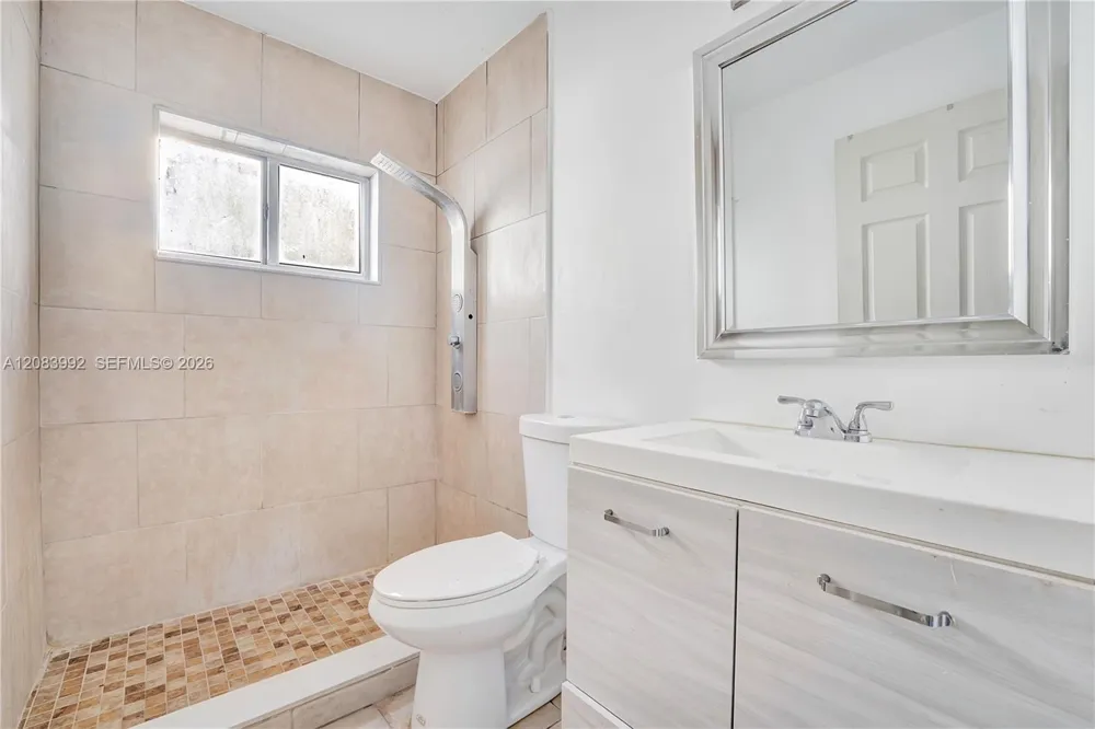 15421 SW 177th Ter Miami, FL 33187