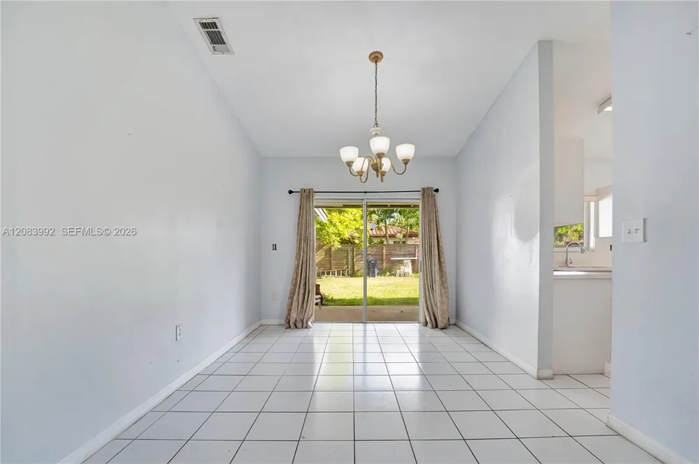 15421 SW 177th Ter Miami, FL 33187