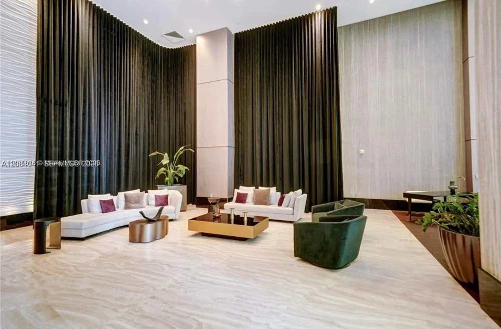 951 Brickell Ave #1609 Miami, FL 33131