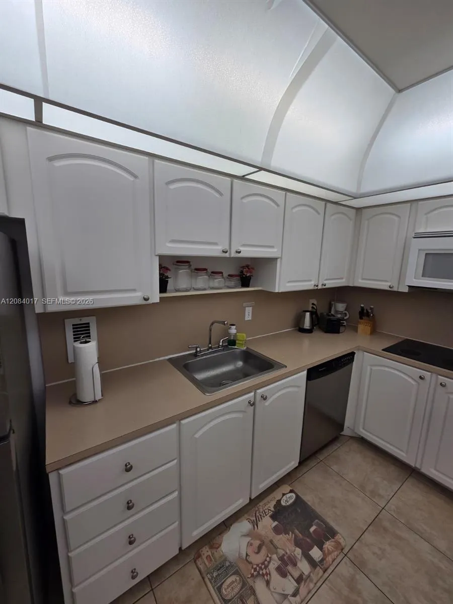 3801 S Ocean Dr #14U Hollywood, FL 33019