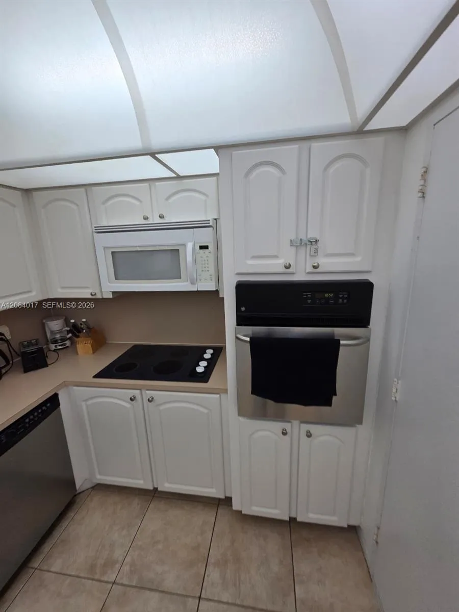 3801 S Ocean Dr #14U Hollywood, FL 33019