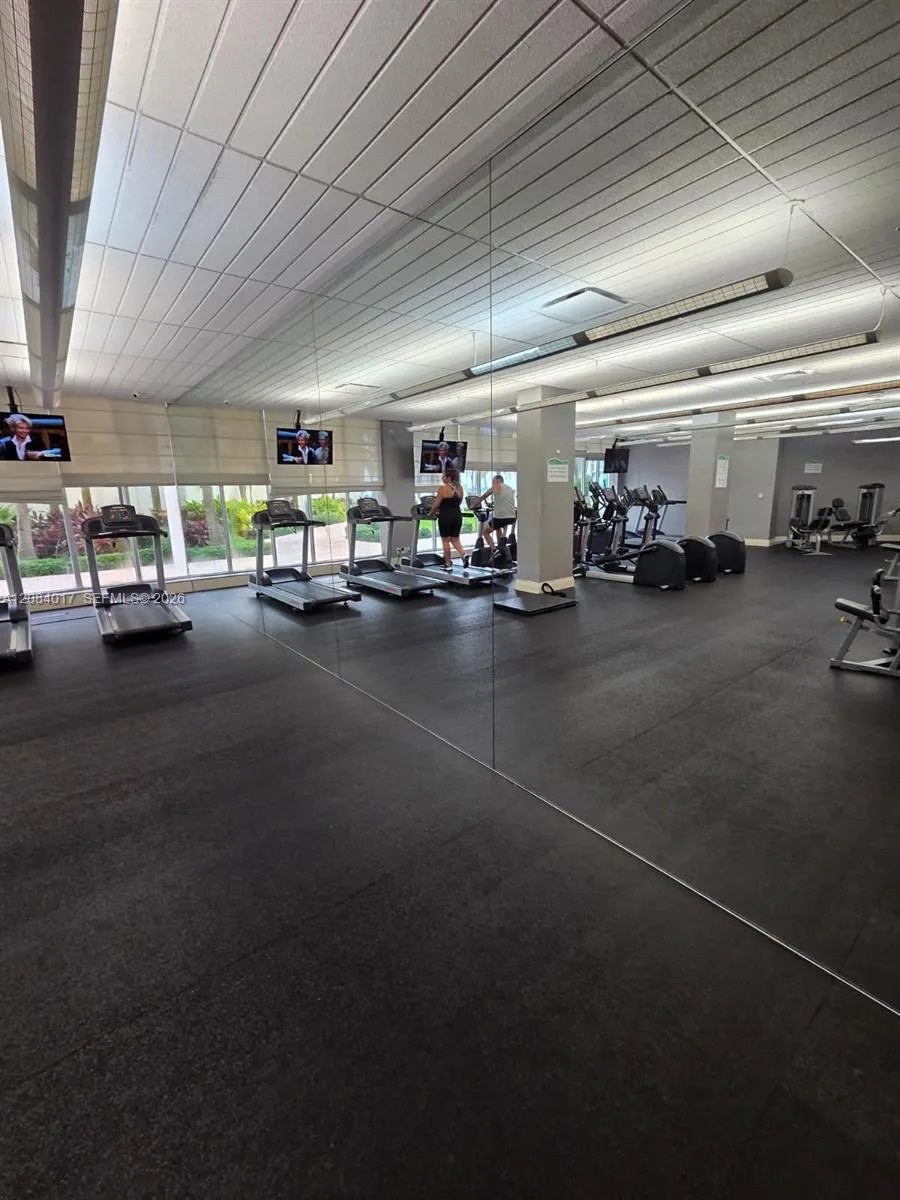 3801 S Ocean Dr #14U Hollywood, FL 33019