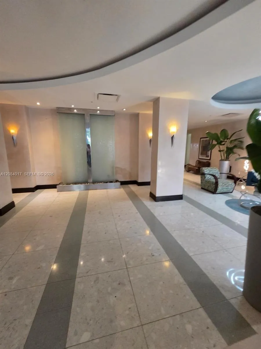 3801 S Ocean Dr #14U Hollywood, FL 33019