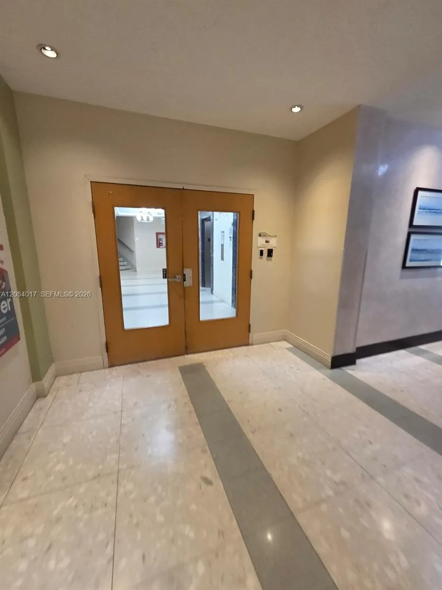 3801 S Ocean Dr #14U Hollywood, FL 33019