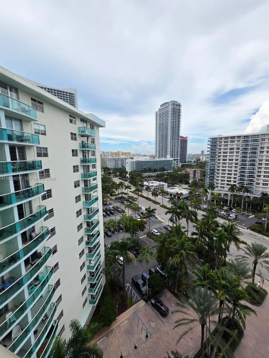 3801 S Ocean Dr #14U Hollywood, FL 33019