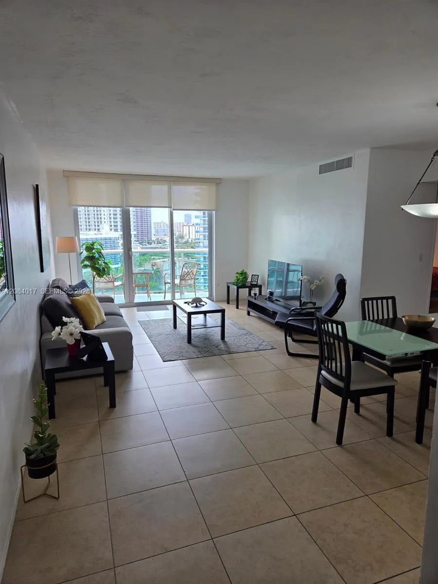 3801 S Ocean Dr #14U Hollywood, FL 33019