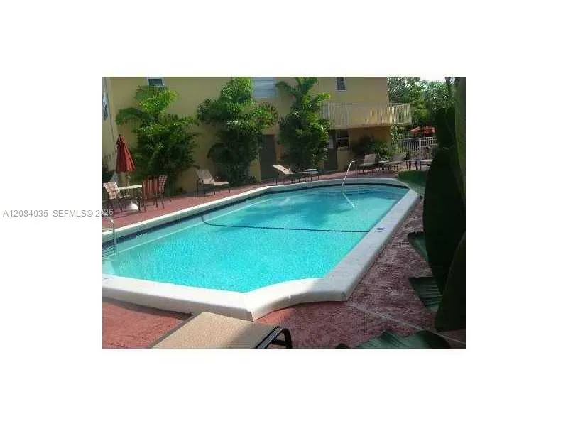 4071 Dixie Hwy #11 Oakland Park, FL 33334