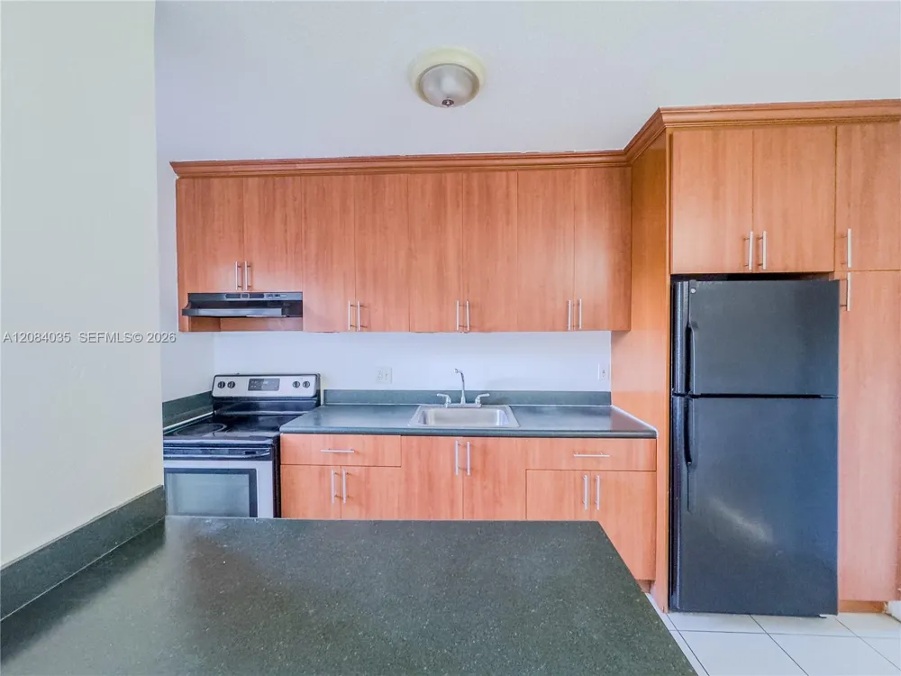 4071 Dixie Hwy #11 Oakland Park, FL 33334