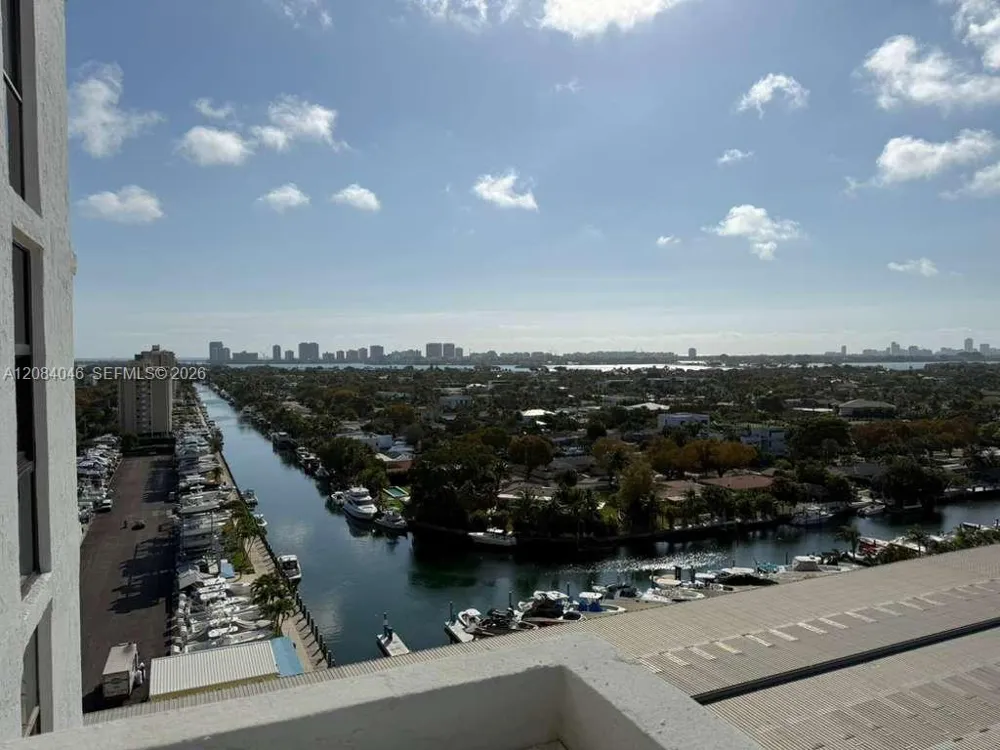 13499 Biscayne Blvd #1414 North Miami, FL 33181
