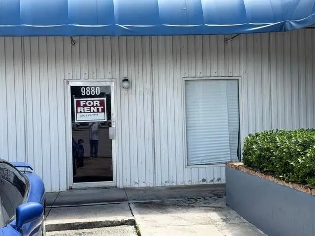 9880 Pines Boulevard Hollywood, FL 33025