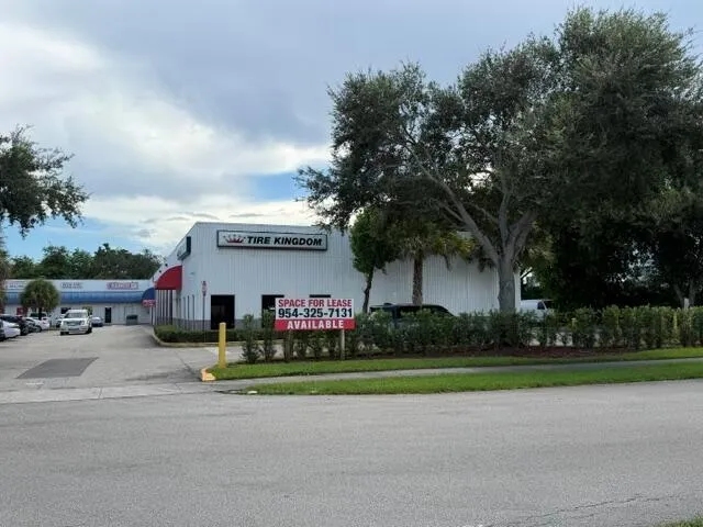 9880 Pines Boulevard Hollywood, FL 33025